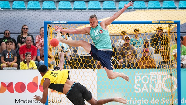 Simen WESTBY JOHANSEN, Day 3, Beach Handball EURO 2023, Praia da Nazaré, Nazaré, Portugal, 26.05.2023, Mandatory Credit © Uros Hocevar / kolektiff