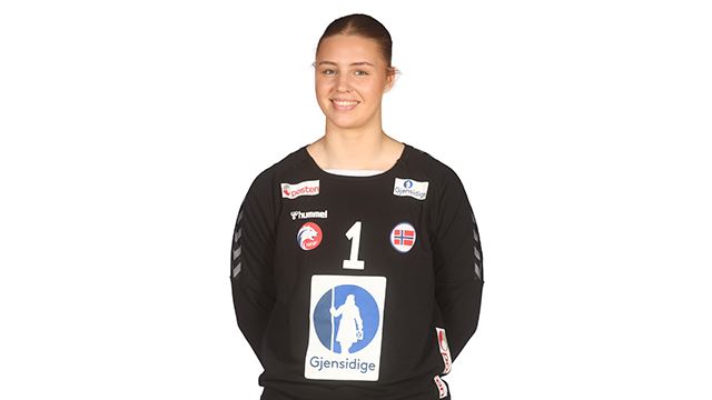 Pernille Rø fikk også god hjelp av forsvaret mot Frankrike, men spilte en knallkamp og hadde opp mot 50% redninger. Pernille Rø