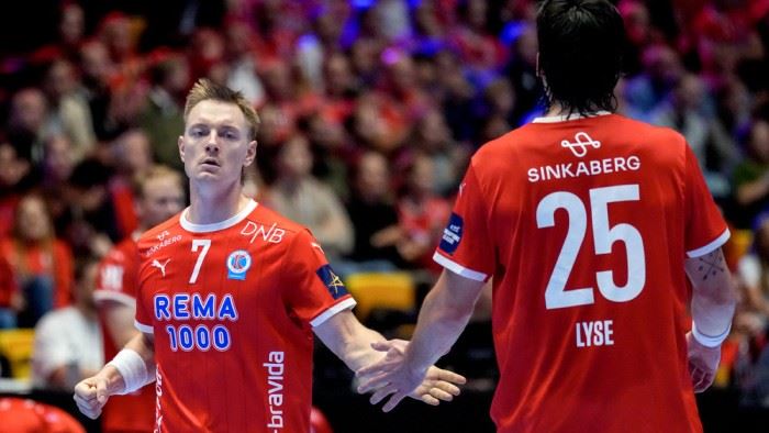 Adrian Aalberg og Simen Lyse ble sitt lags to mestscorende spillere, men Kolstad-poeng ble det ikke. Arkivfoto: NTB 20251008 Adrian Aalberg og Simen Ulstad Lyse foto ole martin wold ntb.jpg