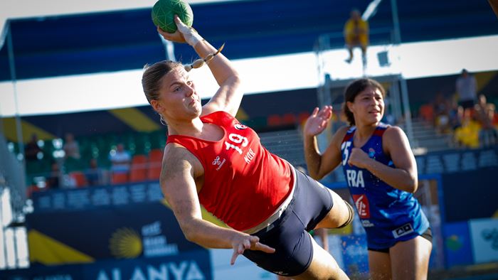 Thina Helene Kolås Øyesvold leverte strålende mot Danmark og scoret 17 poeng France vs Norway, EHF Beach Handball EURO 2025, Alanya, Türkiye, 08.07.2025, Mandatory Credit © Jozo Cabraja / kolektiff