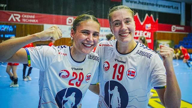 Begge debutantene scoret i sin første kamp