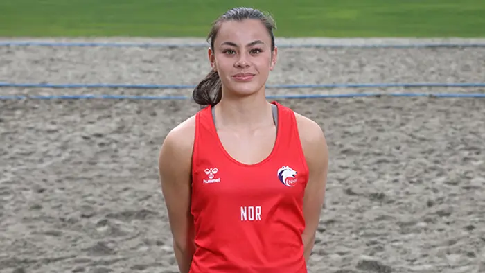 2026 Evelina Le Folden  LKB09