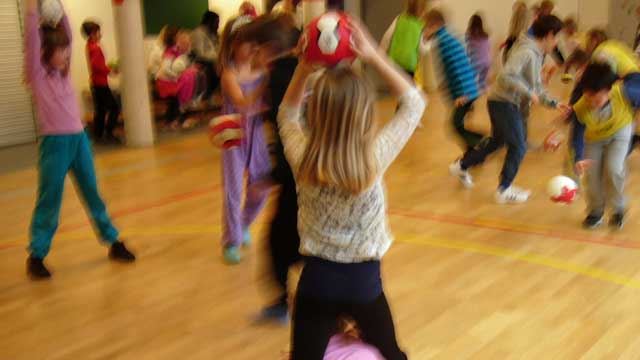 Illustrasjonsfoto Illustrasjonsfoto_barn_kaster-ball_640x360web.jpg