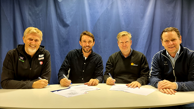 Den nye avtalen ble signert I NHFs lokaler på Ullevål denne uken. F.v.: Jan-Erik Aalbu, Vidar Riseth, Hein Barthold og Erik Langerud. 20220427 REMA 1000 signering.png