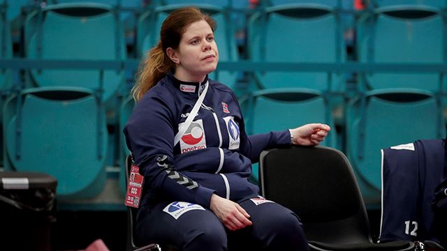 Nina Markussen under kampen mellom Nederland og Norge i EM 2020. LKS Fysioterapeut