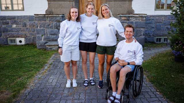 Håndballdeltakerne, f.v: Julie Aas Bergsholm, Eirin Berg, Nora Kaalstad, Eivind Åsheim. Foto: privat. (fv) Julie Aas Bergsholm, Eirin Berg, Nora Kaalstad, Eivind Åsheim