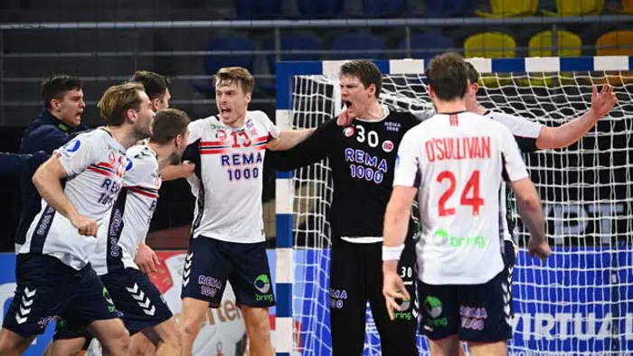 20210120_LMS_Håndballgutta-jubel-etter-seier_POR-NOR_Foto-NTB.jpg