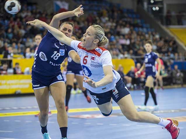 Heidi Løke ble kåret til banens beste spiller. Foto: Vidar Ruud, NTB Scanpix 20171203-LKS-Løke,-Heidi.jpg