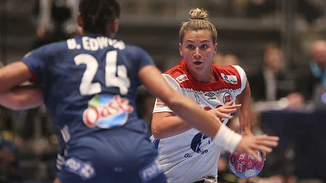 Amanda Kurtović. Foto: Svein André Svendsen/NHF 20181125-LKS-Kurtovic,-Amanda2.jpg