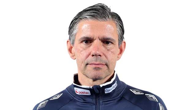 Tore Johannessen er juniorjentenes trener sammen med Bente Lunke Norum. Tore Johannessen