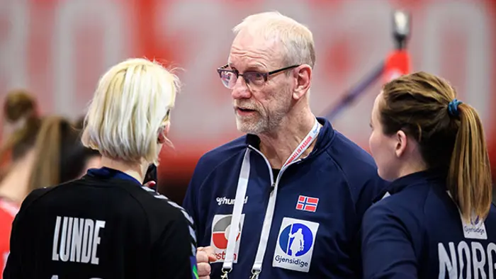 Mats Olsson, Katrine Lunde og Silje Solberg i EM 2020