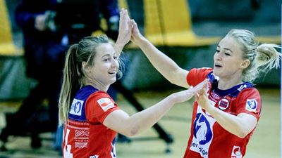 Stine og Sanna på All Star Team