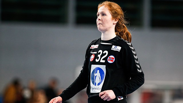 Marie Skurtveit Davidsen i mål for Håndballjentene under EHF EURO Cup