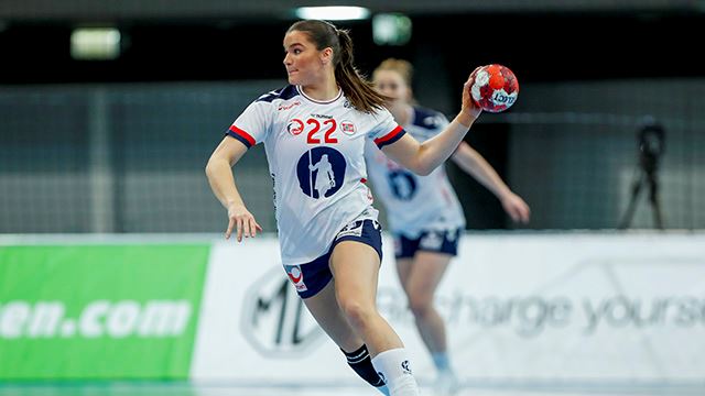 Innsbruck, Østerrike 20240303. 
Norges Kristina Sirum Novak under landskampen i håndball mellom Østerrike og Norge i Innsbruck.
Foto: Nikola Krstic / NTB