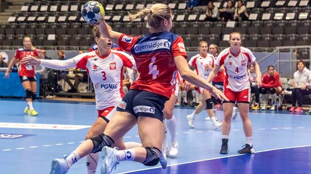Illustrasjonsfoto fra Rekruttjentenes kamp mot Polen september 2019 Kamp