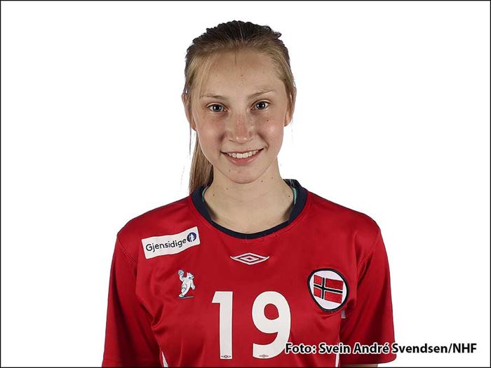 160510-LK00-Aune,-Andrea-Holm.jpg