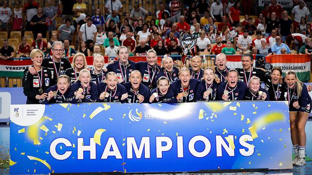 Juniorjentene ble verdensmestere i sommer. Ceremony, IHF 2022 Women's Junior (U20) World Championship, Celje, Slovenia, 03.07.2022, Mandatory Credit © Jozo Cabraja / kolektiff