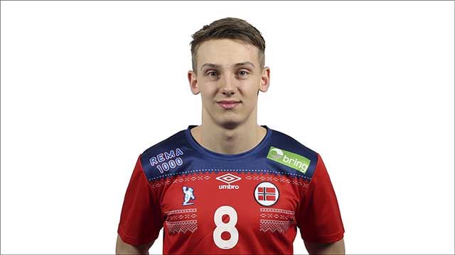 Høyrekant Ola Lillelien fra HK-72 Sande ble toppscorer da U-landslaget holdt lekstuga mot Nederland i Nations Cup i Lübeck 20190307-LM00-Lillelien,-Ola-Hoftun-Foto-Svein-André-Svendsen.jpg
