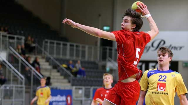 Illustrasjonsfoto: Alexander Blonz i aksjon. 20171029-LM00-Blonz,-Alexander_640x360web_fotoSveinAndreSvendsen_NHF.jpg