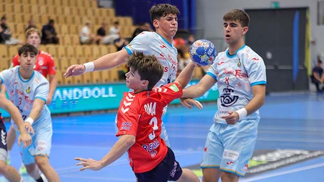 August Lind Oma ble Norges toppscorer mot Spania. NOR-ESP