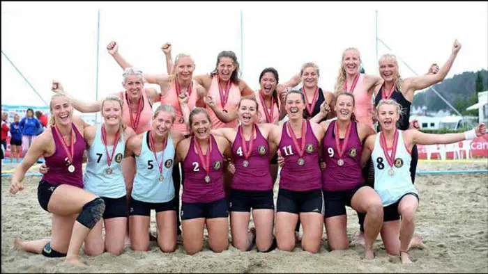 aker-topphandball-nm-beach640px.jpg