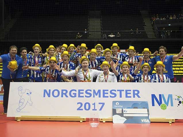Nærbø er Norgesmester i menn junior. Foto: Fredrik Hagen, NTB Scanpix 20171229-G20-Nærbø-vinnere.jpg
