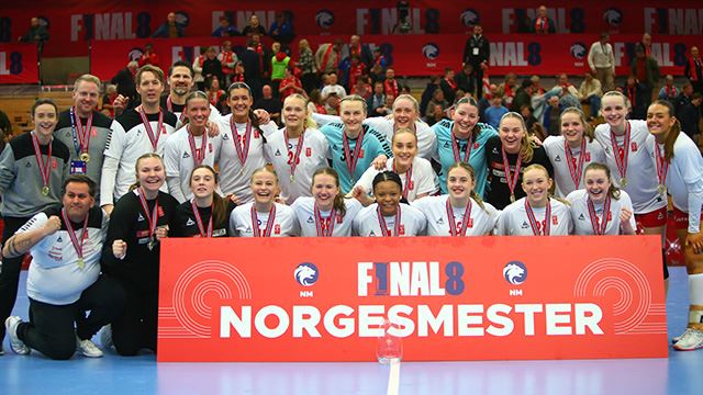 Larvik ble norgesmestere i juniorklassen! Arendal 20230225.
Larvik vinner NM finale Junior 20J mellom Aker og Larvik under NM I Håndball lørdag.
Foto: Christoffer Andersen / NTB