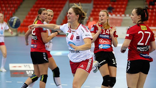 Larviks Trine Bronsta mot Flint. Foto: Svein André Svendsen 20191208-Larvik-Bronsta,-Trine-Foto-Svein-André-Svendsen.jpg
