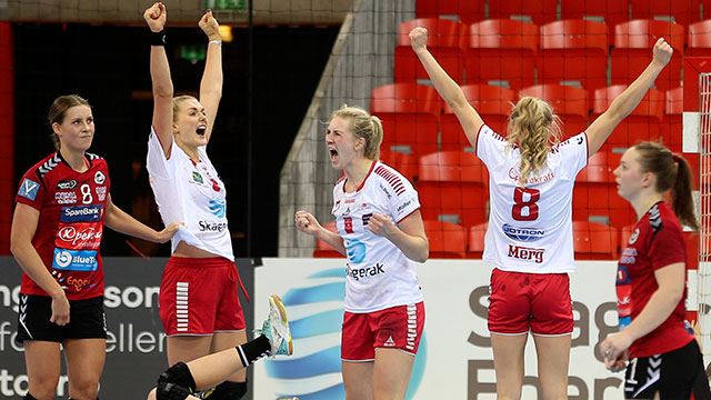 Mie Sophie Sando (t.v.), Elinore Johansson og Tiril Merg. Foto: Svein André Svendsen 20191208-Larvik-Sando,-Johanson,-Merg-Foto-Svein-André-Svendsen.jpg