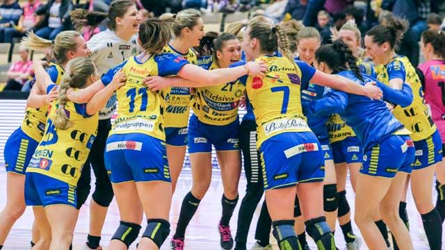Storhamar kjempet seg til to poeng på hjemmebane. 20200226_Jubel-Storhamar_Foto-NTB_640x360px.jpg