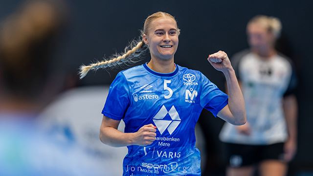 Rikke Larsen Øyerhamn ble toppscorer mot Bourgogne Dijon. Her fra en tidligere kamp. Rikke Larsen Øyerhamn etter scoring for Molde