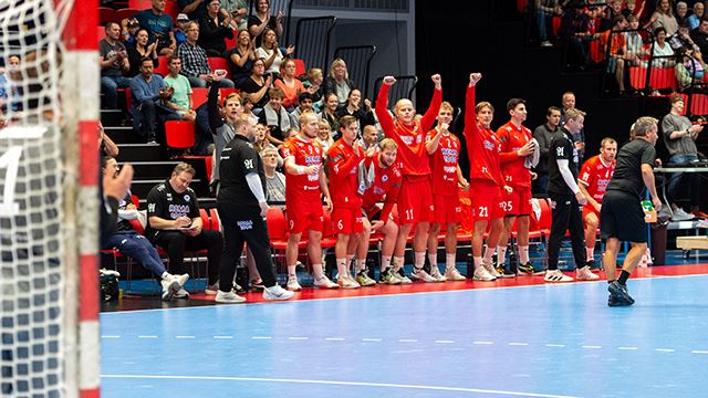 Det ble mye jubel på Kolstads benk lørdag kveld. Kolstad Arena 07 Aug 2022 Trondheim, Kolstad. Treningskamp Kolstad - GOG.
Danske GOG er på besøk i forbindelse med oppkjøringen av sesongen 2022/23
Foto: Robert Magnussen / Nidaros Foto
