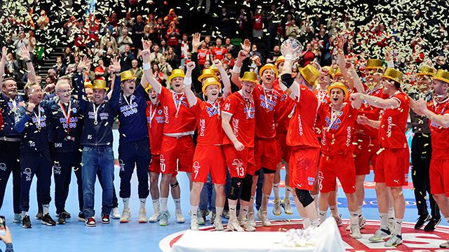 Trondheim 20240323.
Kolstad ble seriemester etter seier i håndballkampen mellom Kolstad og Elverum i Trondheim spektrum.
Foto: Ole Martin Wold / NTB