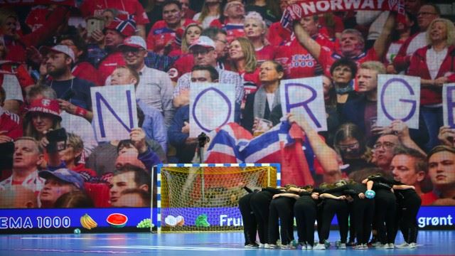 Bilde fra Final8 i Arendal februar 2023. Sola Final8.jpg
