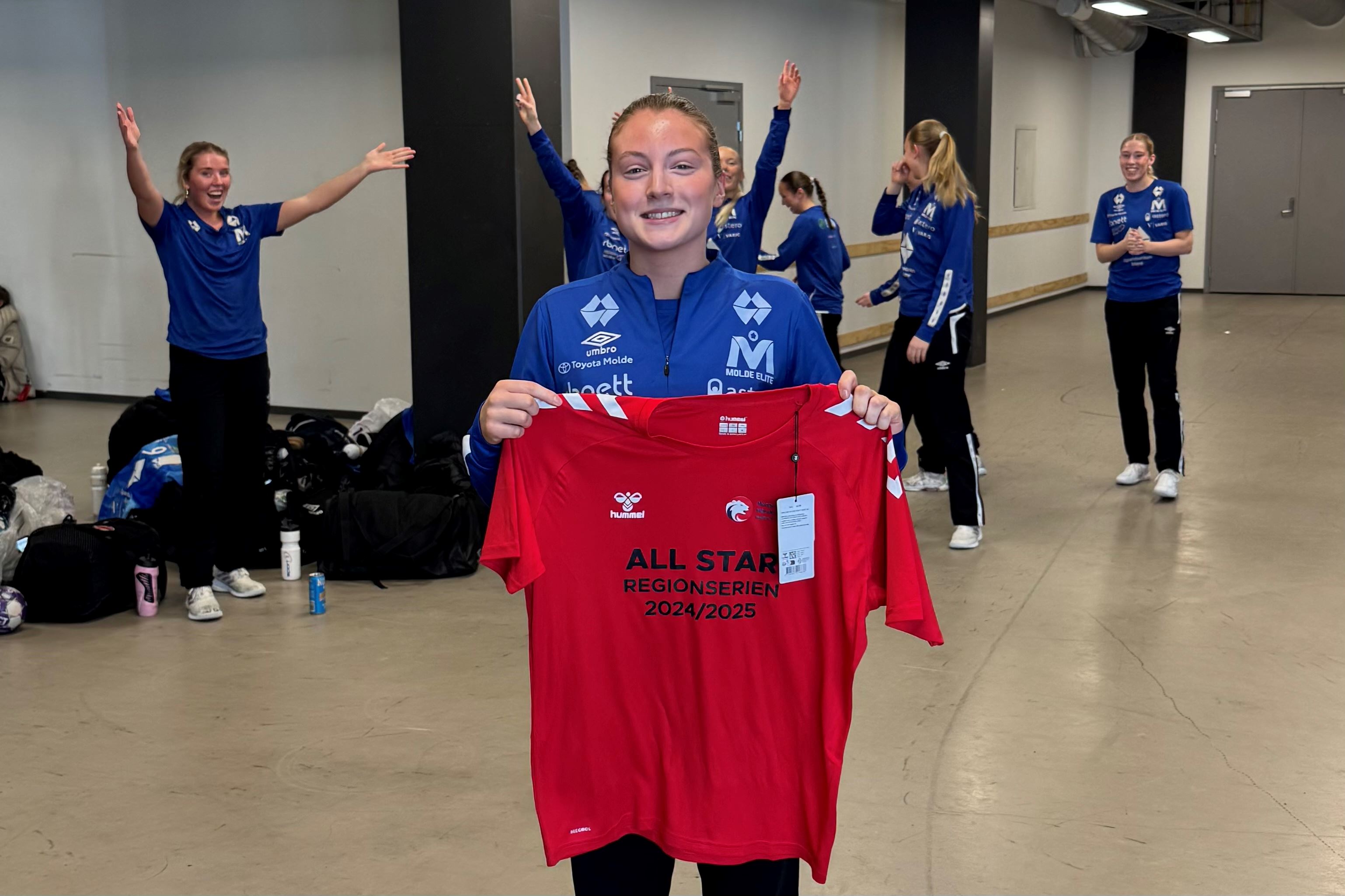 All Star Team J20 - Liv Drechsler