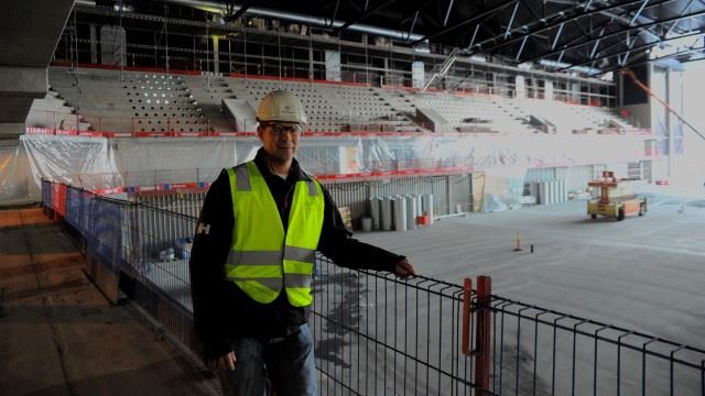 Prosjektleder Espen Johannessen i storstua på Nidarø. Det er syv måneder til første store arrangement - Aqua Nor. (Fotos: TORE SÆTHER) hovedbilde_640x360.jpeg