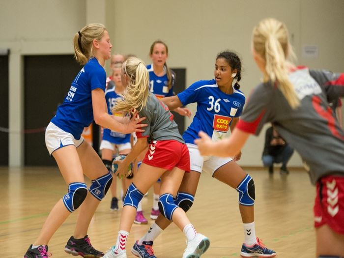 God stemning, harde tak, men likefullt fair play i hovedsetet i TrønderEnergi-cupen for de yngste. (Foto: ROBERT MAGNUSSEN) TrønderEnergi-fb.jpeg