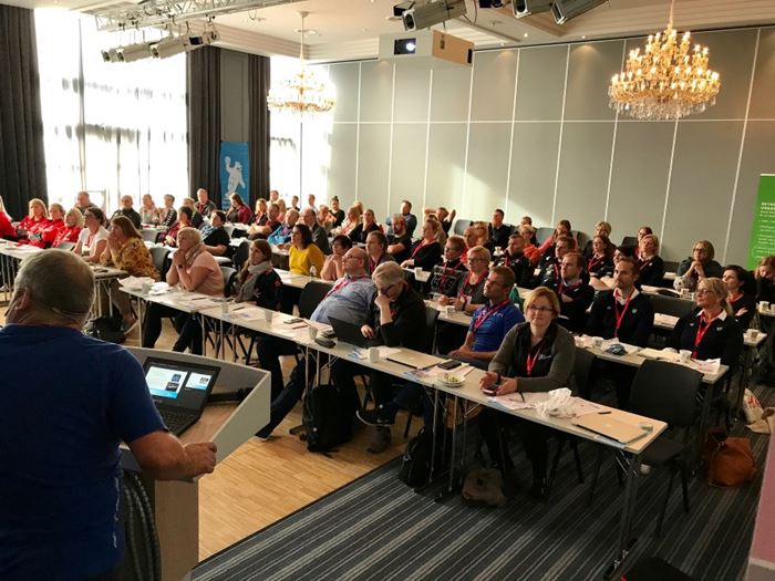 Mange interessante innlegg, begeistringspriser og god stemning under helgens håndballforum i Tromsø. (Alle bilder: EIRIK ENGELSEN) TROMSØ-0952.jpg