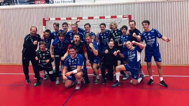 Samarbeidslaget Molde/Spjelkavik/Kristiansund er klare for spill i Lerøyserien. Foto: Molde Håndballklubb 2018_Kristiansund.jpg