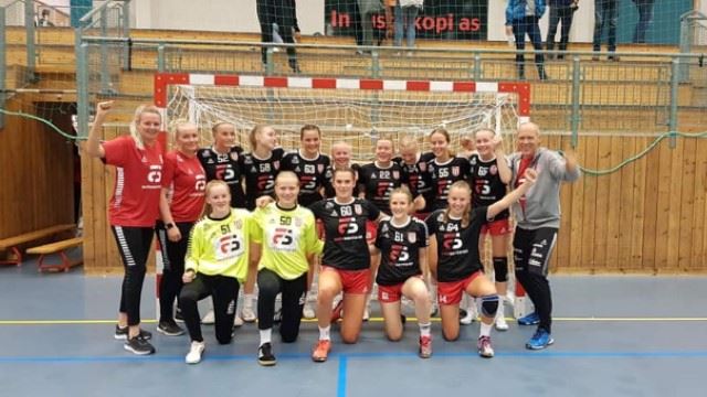 Vikhammer er fornøyde med å ha klart kvalifiseringen! 68843413_2681552528546044_6456266208818757632_n.jpg