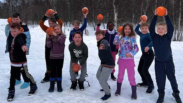 KastballenMoanskole1640x360.jpg