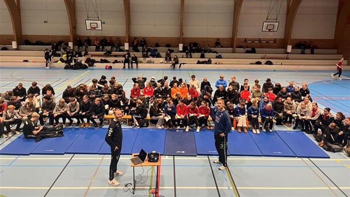 Spillerne på SPU-helg i Tromsø Tromsø SPU hb 2.jpg
