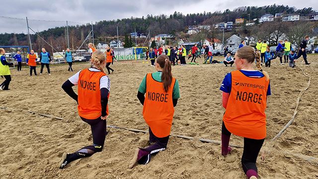 Foto: Monica Berntsen Torp (NHF RØ) Beach_regional landslagssamling 2023.jpg
