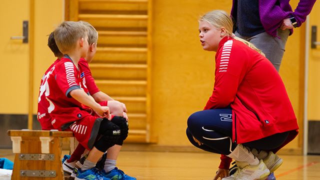 Arkivfoto Barnehåndball2019_trener.jpg