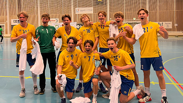 Sharebus Cup B&aelig;kkelaget G15A.jpg
