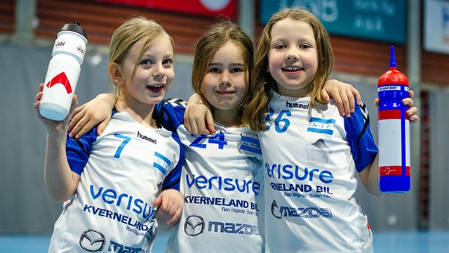 Barnehåndball2019_640.jpg