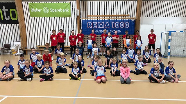 Rema1000_håndballskole_20_Sørumsand.jpg