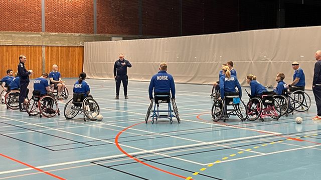 Regional landslagssamling_Rullestolhåndball_Langhus.jpg