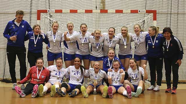 Larvik Turn er ett av lagene som rykker opp til 2. divisjon 2019-20 20190427-Larvik-Turn-kvalvinner-Foto-Svein-André-Svendsen.jpg