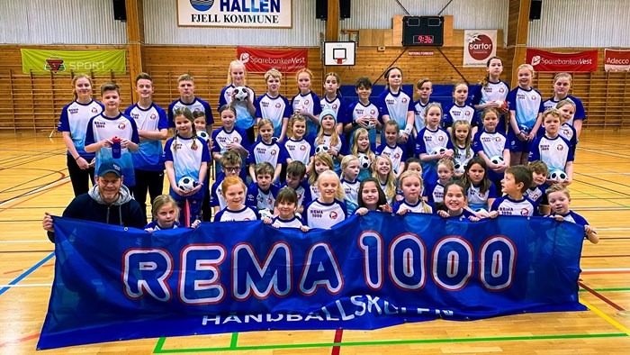 Rema 1000 håndballskole.jpg